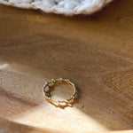Dainty Twist Rhinestone Embellished Ring (2 Colors)