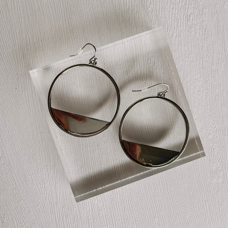 Hoop Earrings (2 Colors)